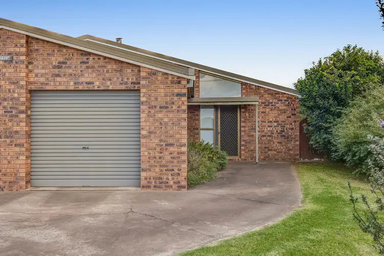 2/3 Rachel Street, Darling Heights QLD 4350
