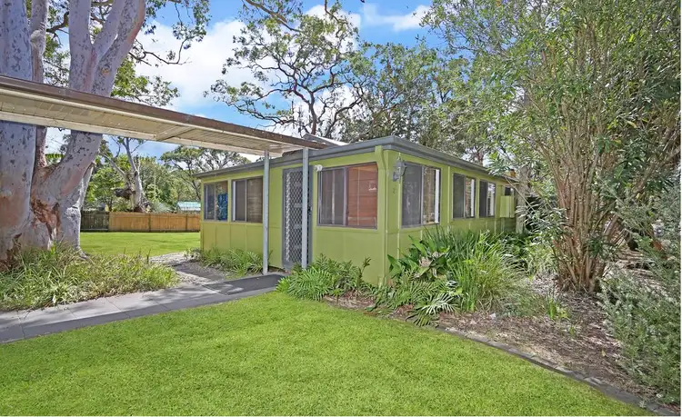 2 Matumba Road, Buff Point NSW 2262