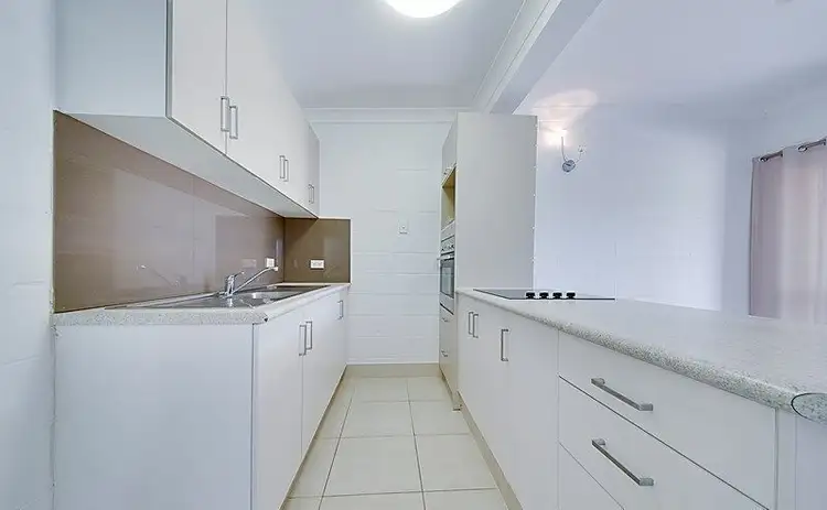 2/23 Melbourne Street, Yeppoon QLD 4703