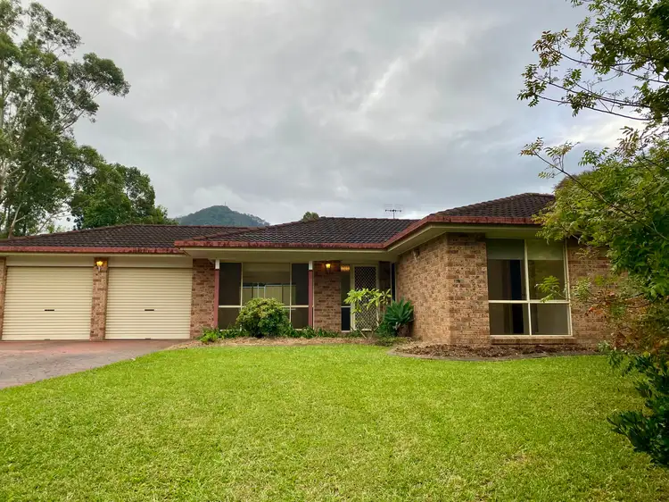 1 Binks Place, Cambewarra Village NSW 2540