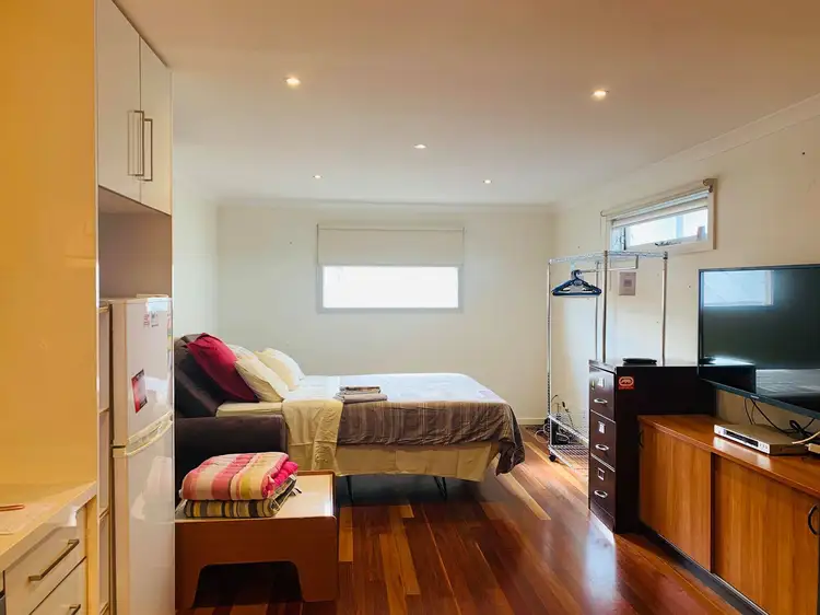 19 Clarendon Street