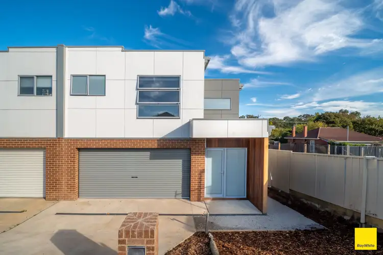 10 Potters Lane, Kangaroo Flat VIC 3555