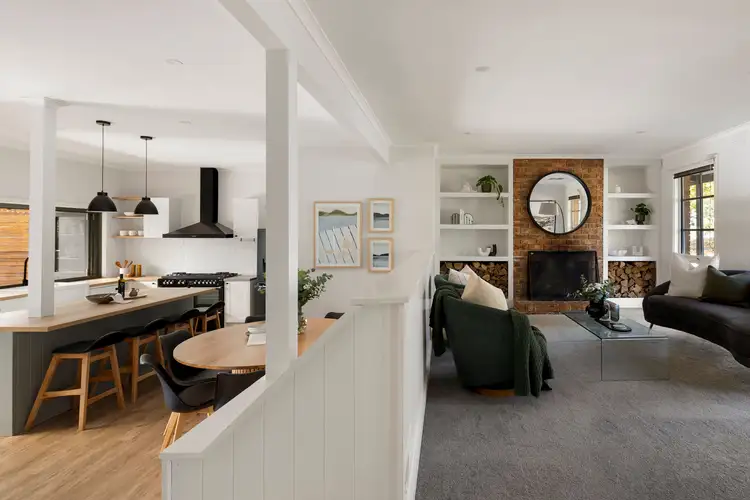 Fifth view of Homely house listing, 10 Burramine Court, Frankston South VIC 3199