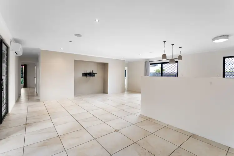 Fifth view of Homely house listing, 31 Cairns Crescent, Deception Bay QLD 4508