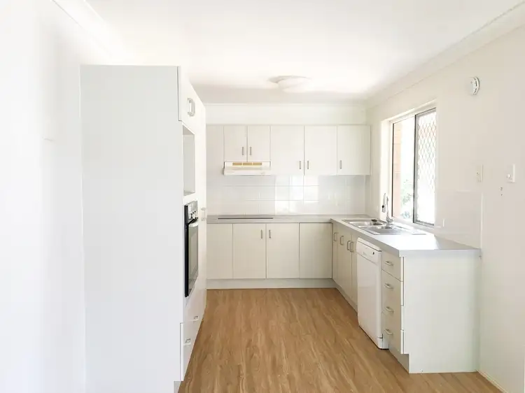 30 Schmidt Street, Victoria Point QLD 4165