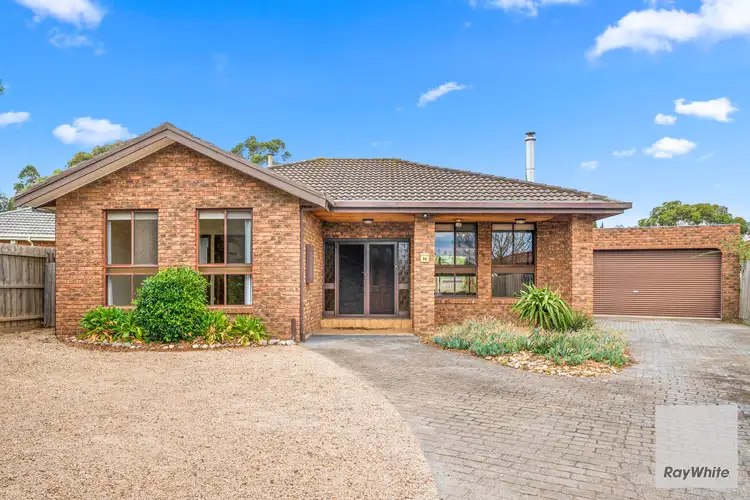 16 Bremen Court, Keilor Downs VIC 3038