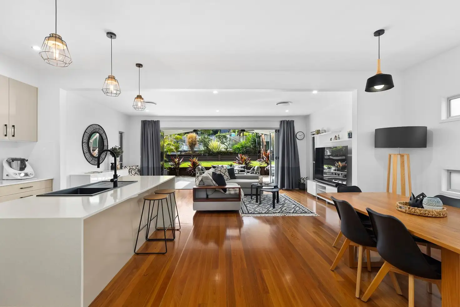 Main view of Homely house listing, 84 Shaftesbury Street, Tarragindi QLD 4121