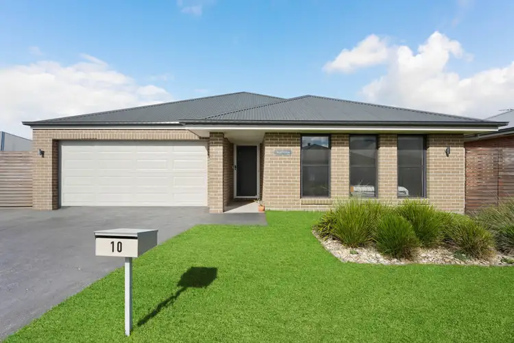 10 Thornbill Crescent, Braemar NSW 2575