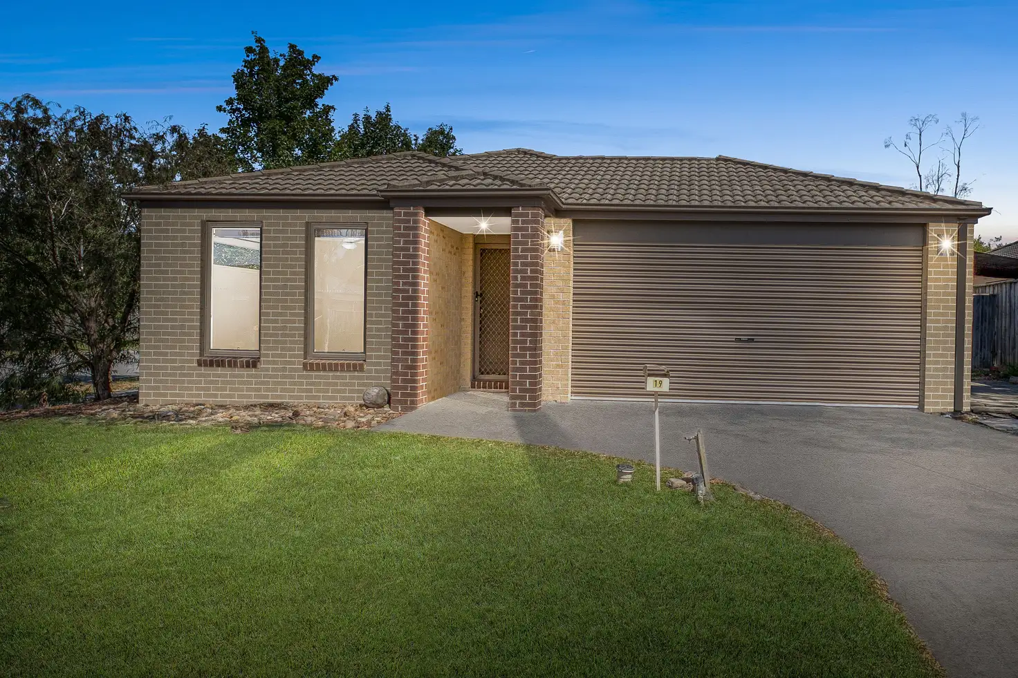 Main view of Homely house listing, 19 Devine Drive, Pakenham VIC 3810