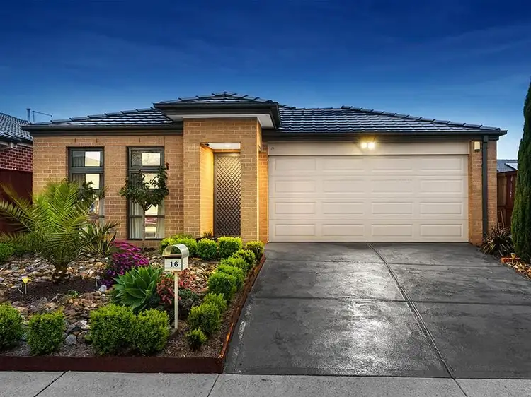 16 Currumbin Road, Doreen VIC 3754