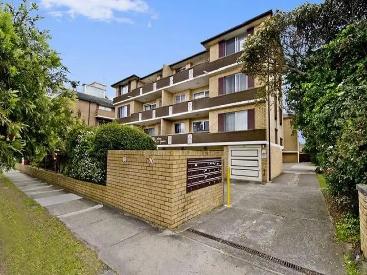 Main view of Homely unit listing, 10/66-70 Maroubra Road, Maroubra NSW 2035