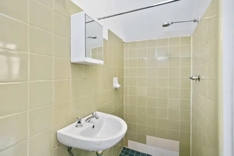 Fourth view of Homely studio listing, 1/1 Hughes Street, Potts Point NSW 2011