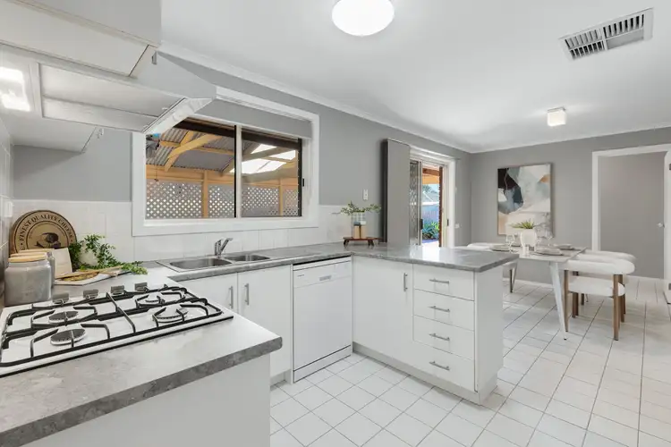 Fifth view of Homely house listing, 106 Roxburgh Park Drive, Roxburgh Park VIC 3064