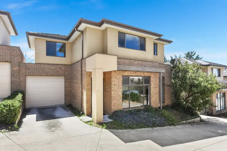 8/10-12 Innes Court, Berwick VIC 3806