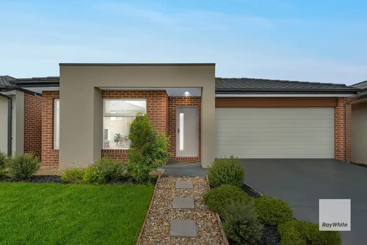 Main view of Homely house listing, 5 Stevenage Way, Werribee VIC 3030