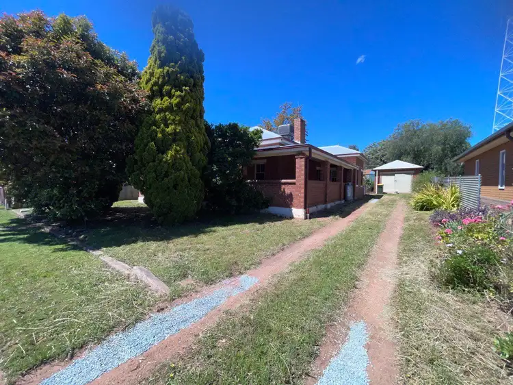 87 Euchie Street, Peak Hill NSW 2869