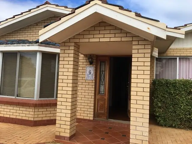 4 Whitlock Street, Carnarvon WA 6701