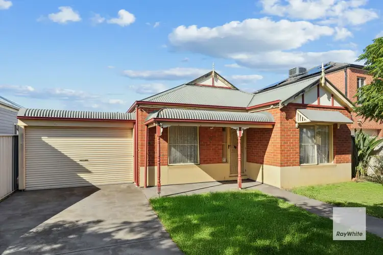 Main view of Homely house listing, 5 Betchworth Close, Caroline Springs VIC 3023