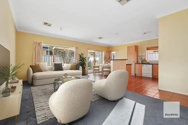 Second view of Homely house listing, 5 Betchworth Close, Caroline Springs VIC 3023