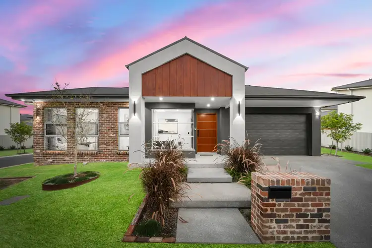 41 Wallangarra Parkway (The Gables), Box Hill NSW 2765
