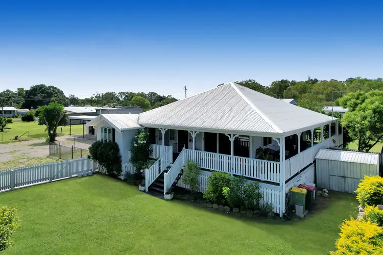 27 Gossner Street, Lucinda QLD 4850