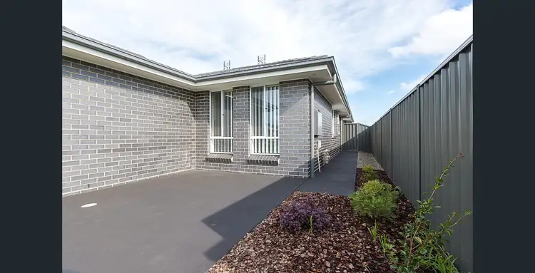 2/27 Undercliff Street, Cliftleigh NSW 2321