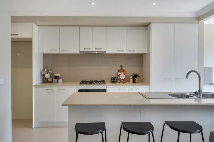Second view of Homely house listing, 31 Berry Saltbush Drive, Wallan VIC 3756