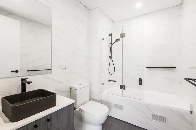 Third view of Homely unit listing, 03/928-930 Anzac Parade, Maroubra NSW 2035