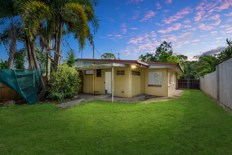 1/112 Wistaria Street, Holloways Beach QLD 4878