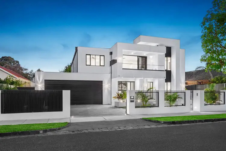 20 Mora Avenue