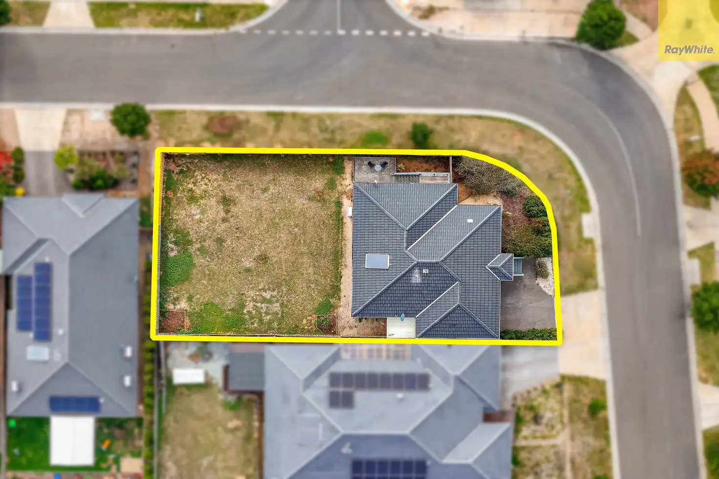 Main view of Homely house listing, 2 Cromarty Circuit, Darley VIC 3340