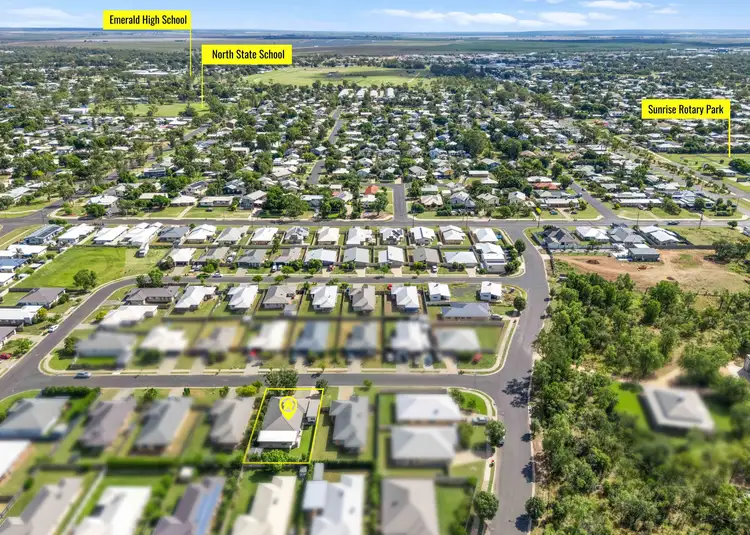 Second view of Homely house listing, 5 Onyx Street, Emerald QLD 4720