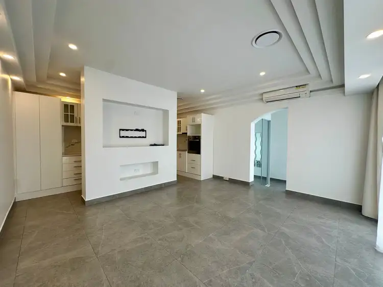1/3 Illawarra Drive, St Clair NSW 2759