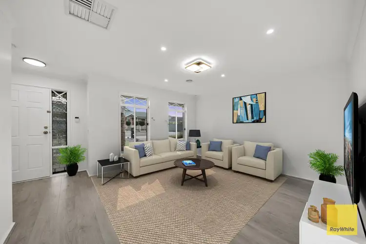 Fifth view of Homely house listing, 7 Coburn Way, Caroline Springs VIC 3023