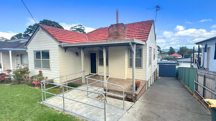3 Roath Street, Cardiff NSW 2285