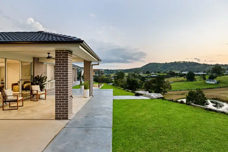 15 Summit Court, Chatsworth QLD 4570