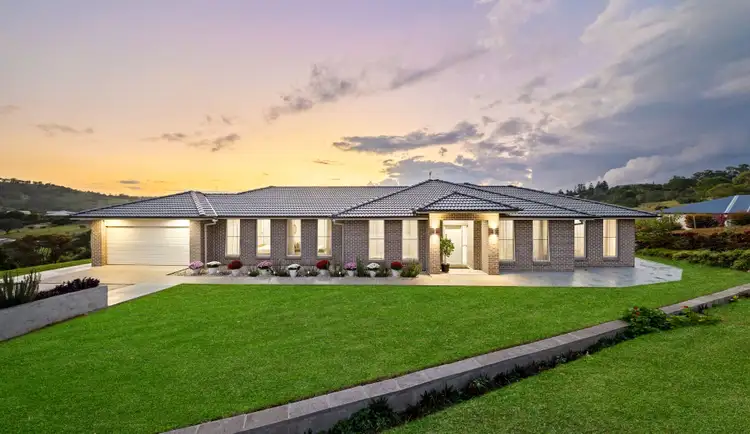 15 Summit Court, Chatsworth QLD 4570