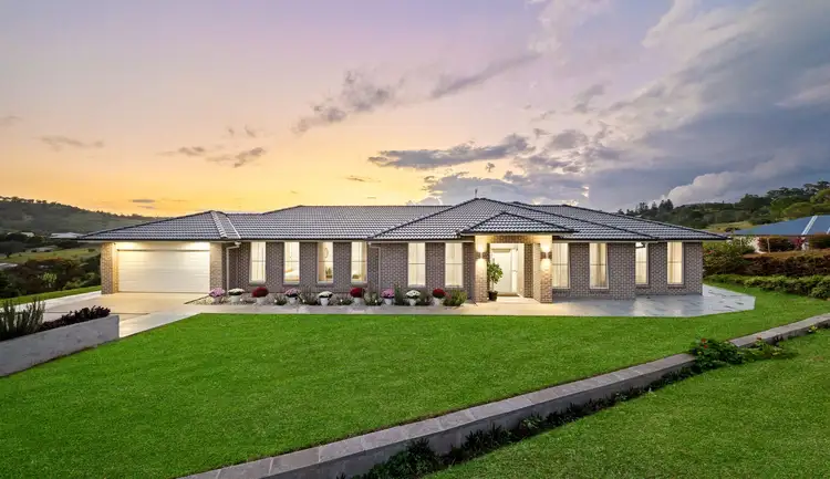 15 Summit Court, Chatsworth QLD 4570