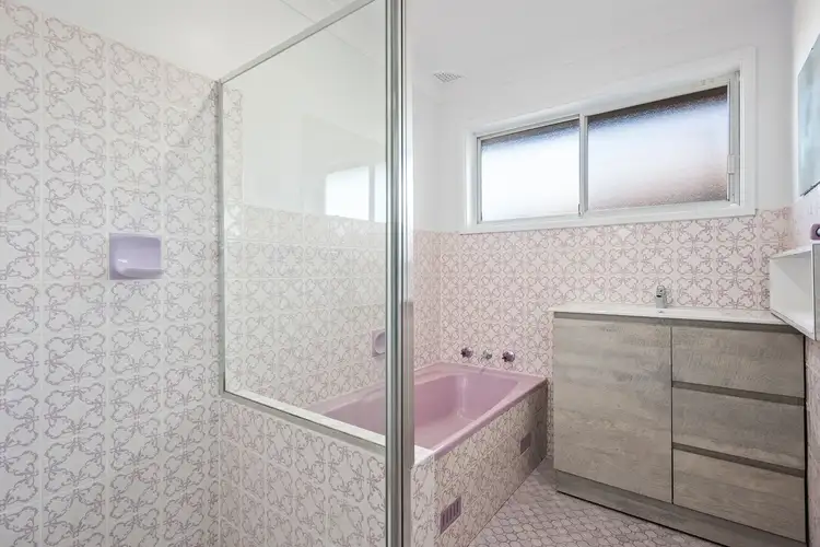 Fifth view of Homely house listing, 10 Robert Street, Kanahooka NSW 2530