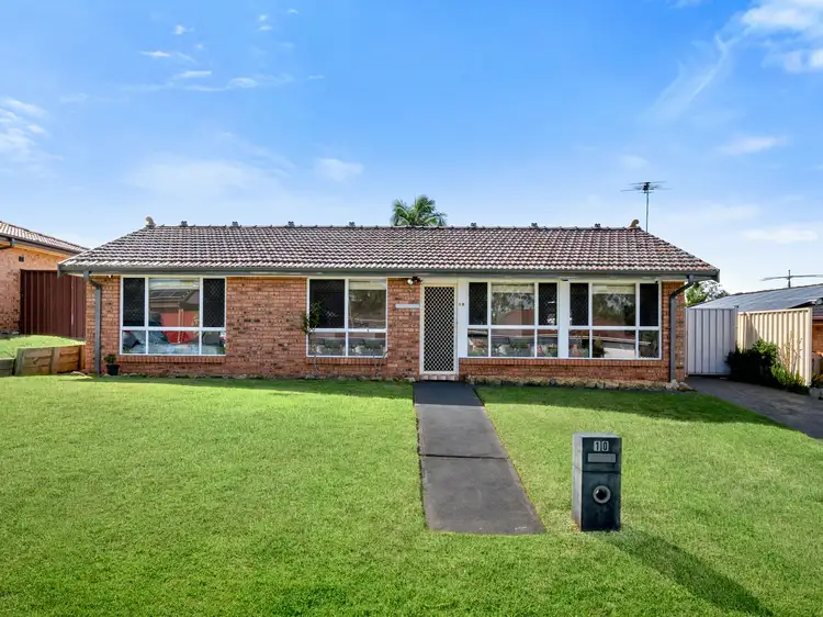 10 Juliet Close, Rosemeadow NSW 2560