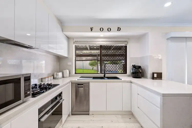 Fourth view of Homely house listing, 10 Juliet Close, Rosemeadow NSW 2560