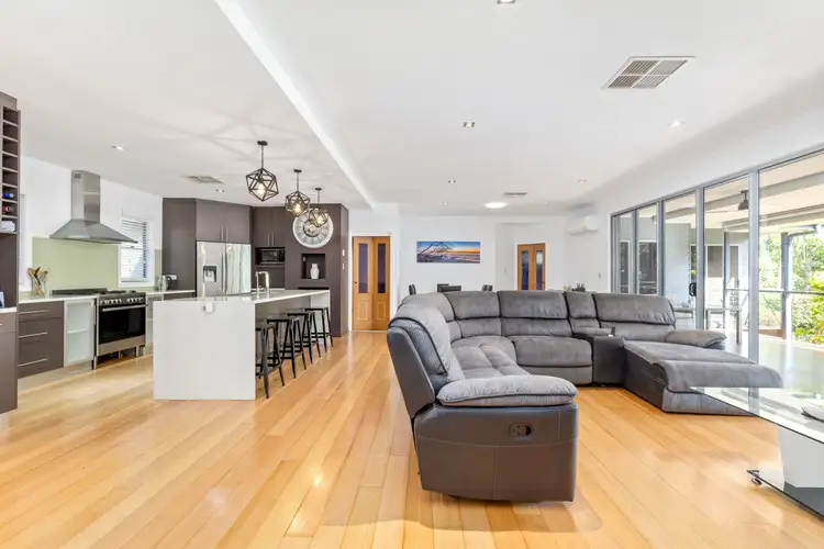 Fifth view of Homely house listing, 27 Whitchurch Road, Emerald QLD 4720