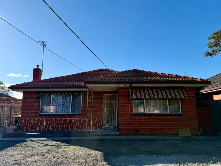 8 Kenna Drive, Lalor VIC 3075