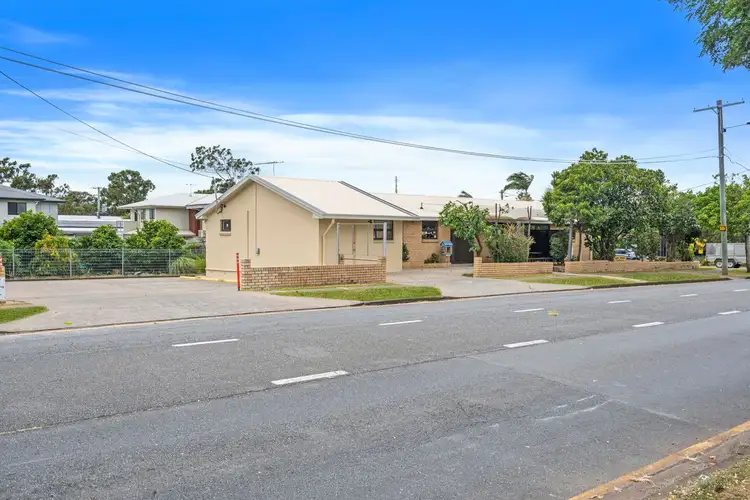 5 Mitchell Street