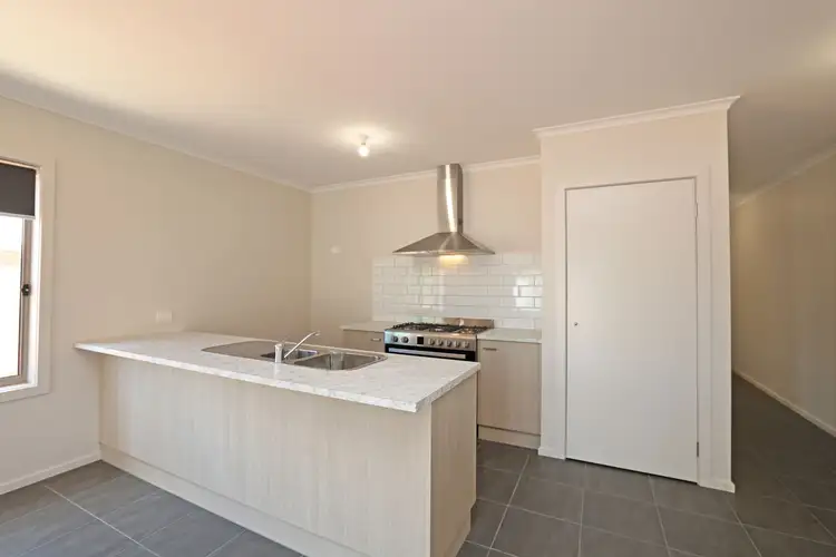 Sixth view of Homely house listing, 2/425A Ontario Avenue, Mildura VIC 3500