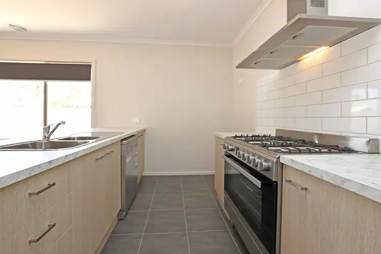 Seventh view of Homely house listing, 2/425A Ontario Avenue, Mildura VIC 3500