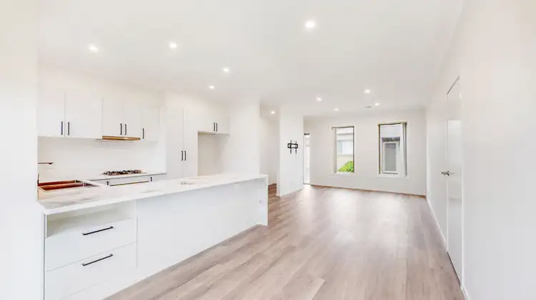 Third view of Homely house listing, 6/1 Walnut Way, Pakenham VIC 3810