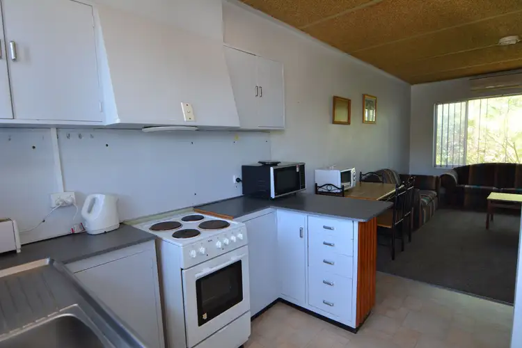 5/6 James Street, Carnarvon WA 6701