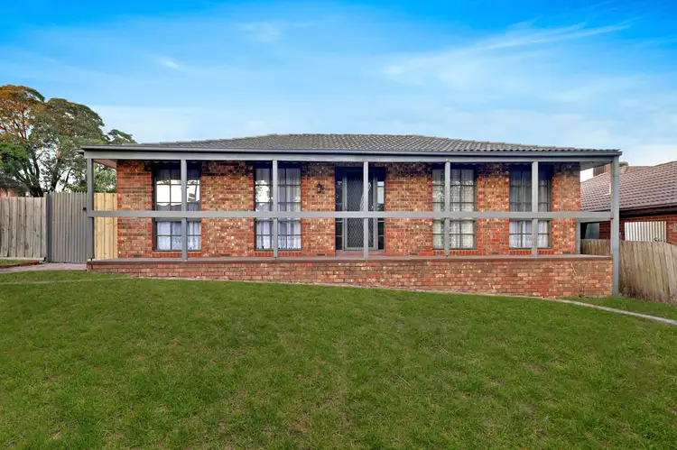 6 Mockridge Drive, Mill Park VIC 3082