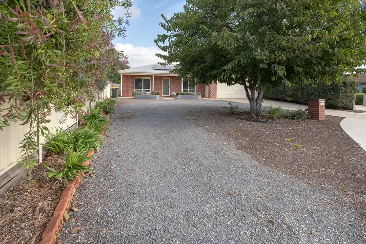 27 Ashton Street, Swan Hill VIC 3585